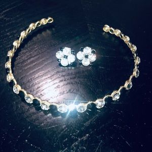 Necklace and earrings